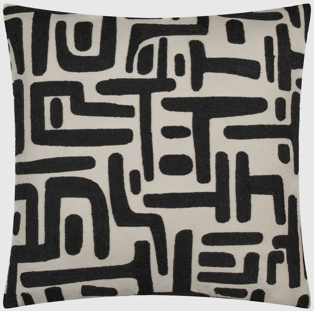 Coussin en coton brodé Brooke